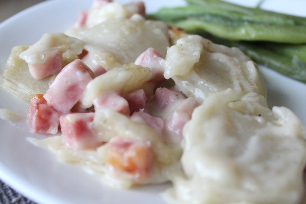 Cheesy Scalloped Potatoes and&nbsp;Ham